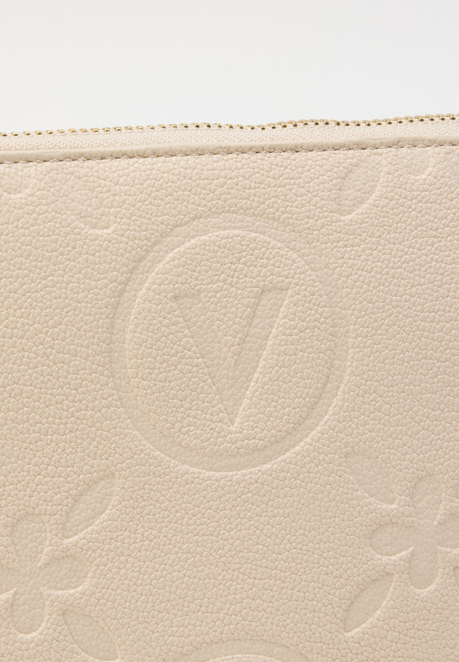 Valentino Bags SAMBA RE