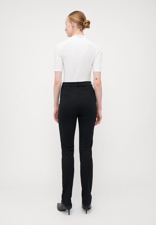 Vero Moda Tall VMLUCCA SLIM