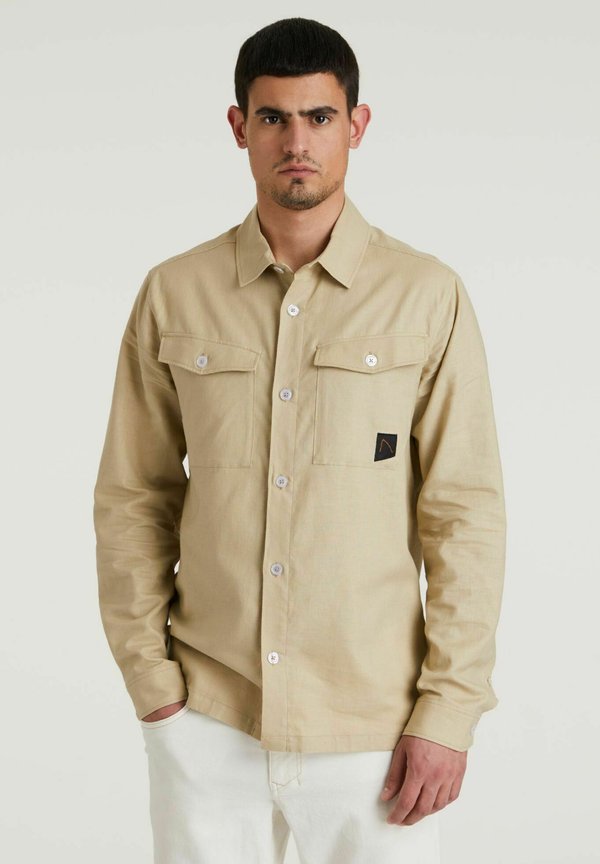 CHASIN' STRYKE LINEN