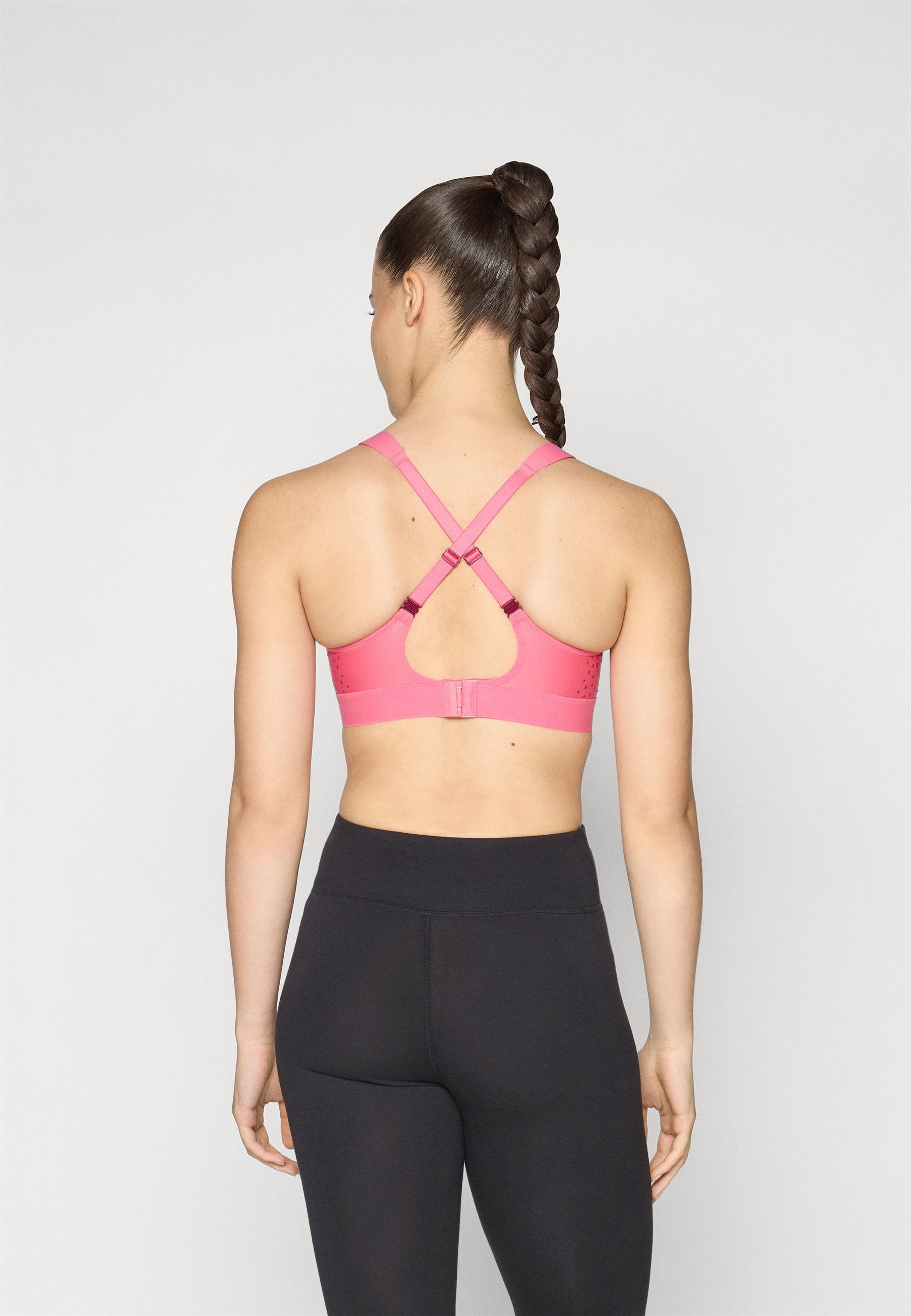 triaction by Triumph HYBRID LITE
