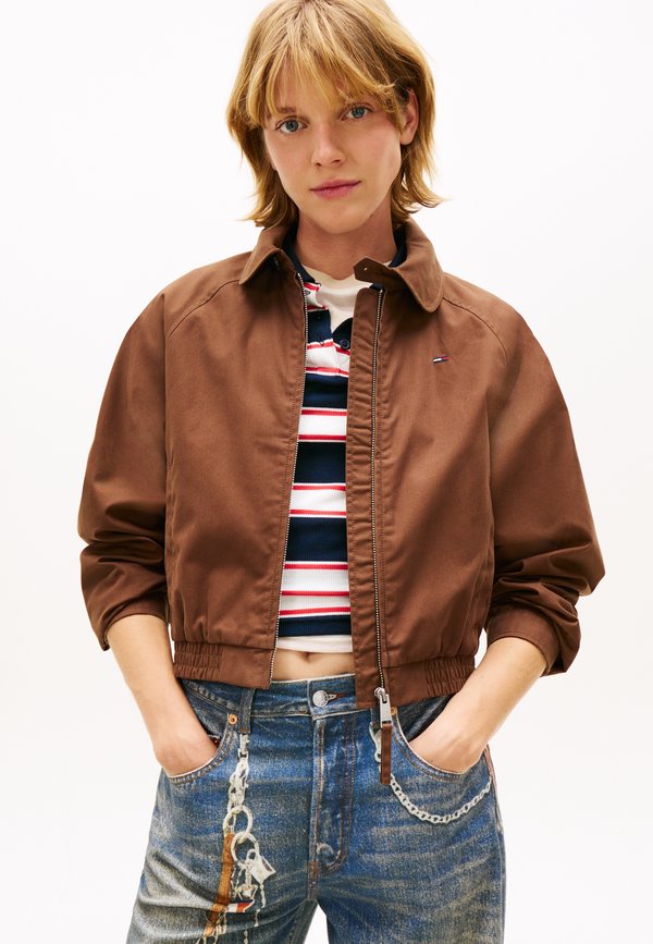 Tommy Jeans TOMMY BADGE WATER REPELLENT TWILL JACKET