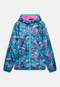 Leichte, gepolsterte Jacke in Blau mit floralem Muster, ausgestattet mit einem pinkfarbenen Futter, einer Kapuze und zwei seitlichen Reißverschlusstaschen, die mit einem Frontreißverschluss gesichert ist.
