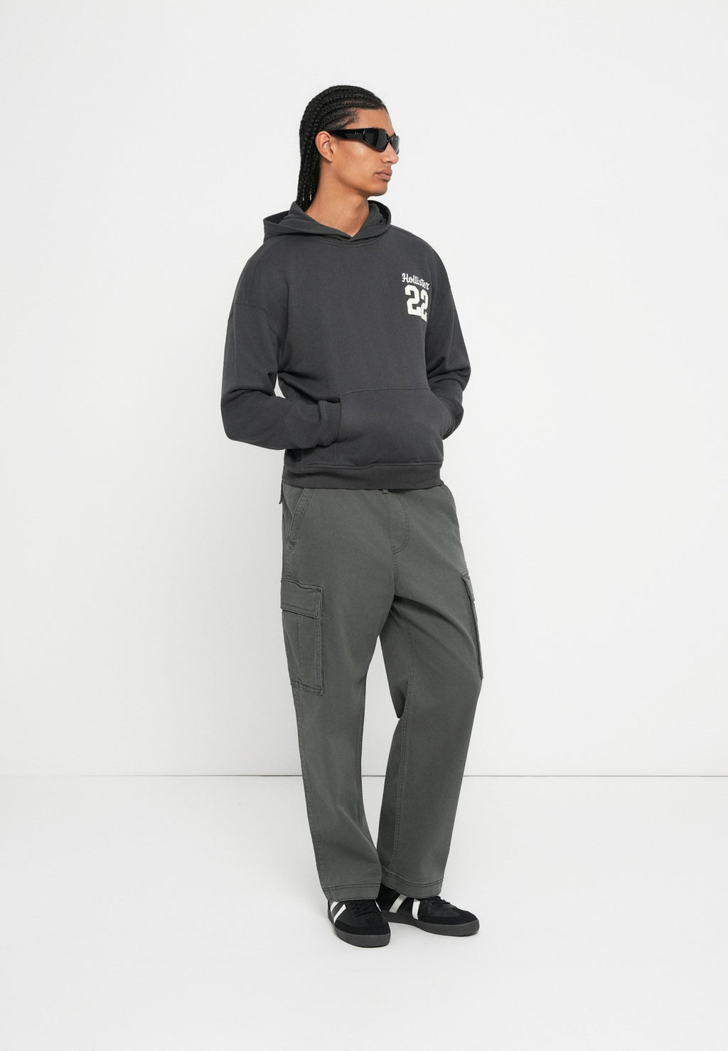 Hollister Co. LOGO EXCLUSIVE