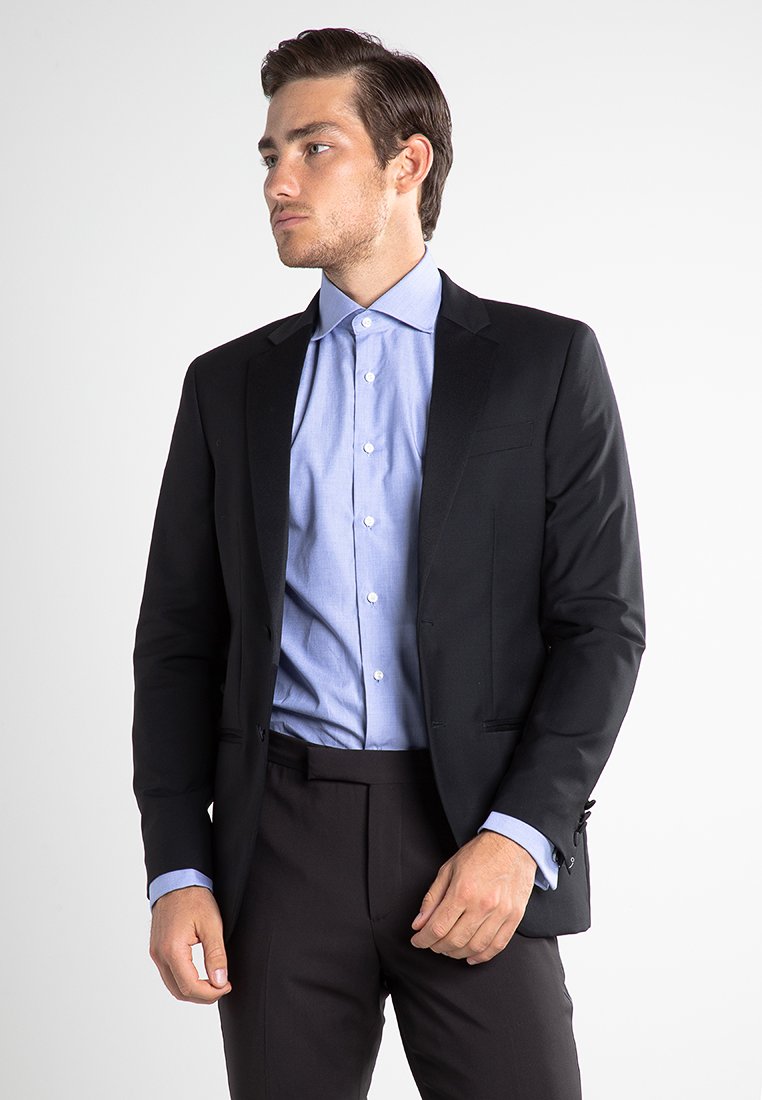 Hackett London