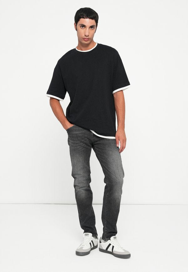 Jack & Jones Tapered fit JJIMIKE JJFOX CB 057