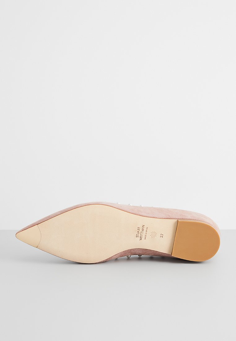 Stuart Weitzman STUART