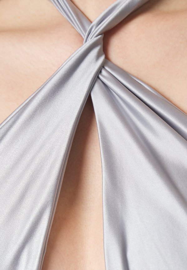 Good American RUCHED HALTER