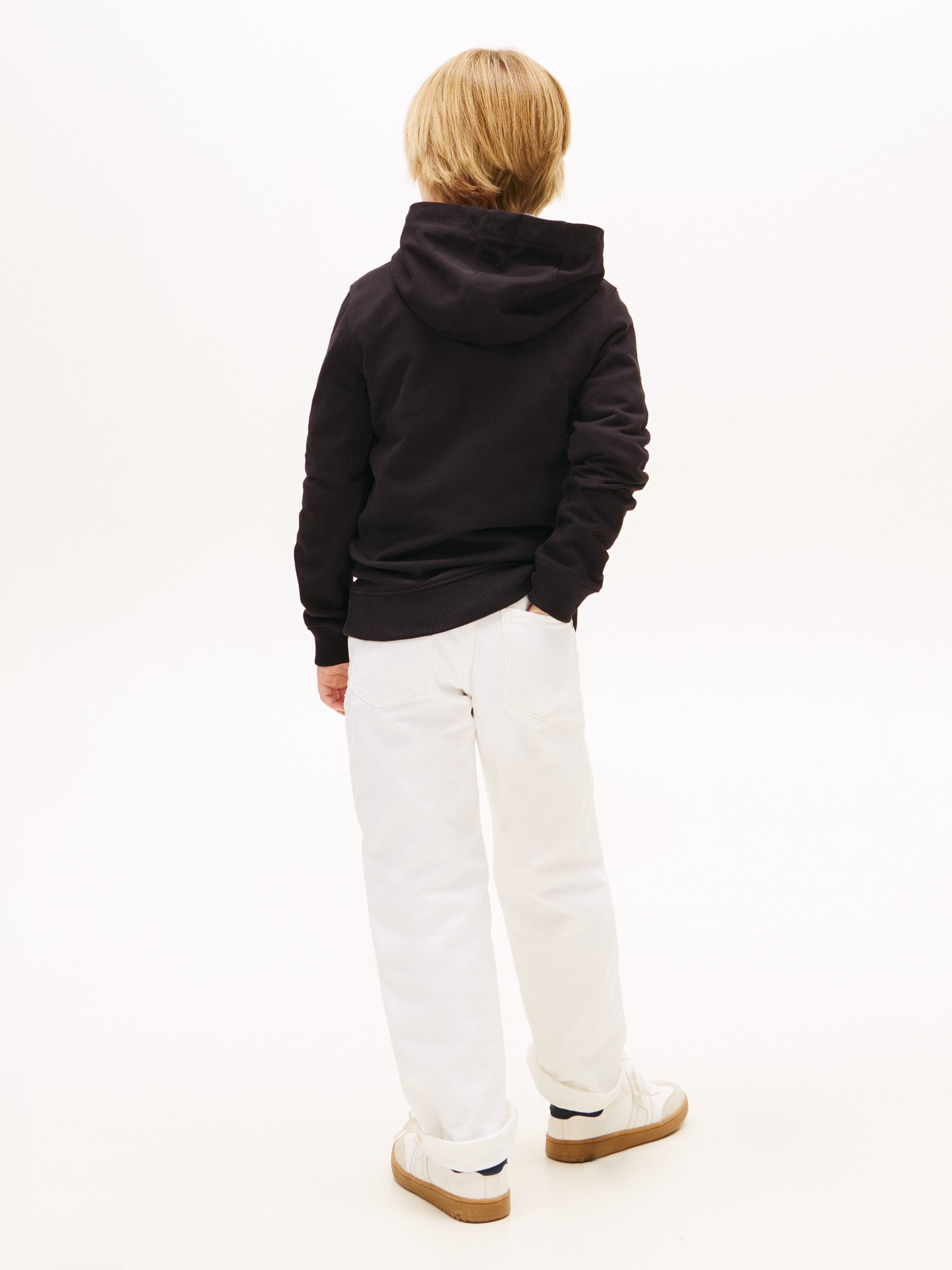 ESSENTIAL HOODIE UNISEX Media 4
