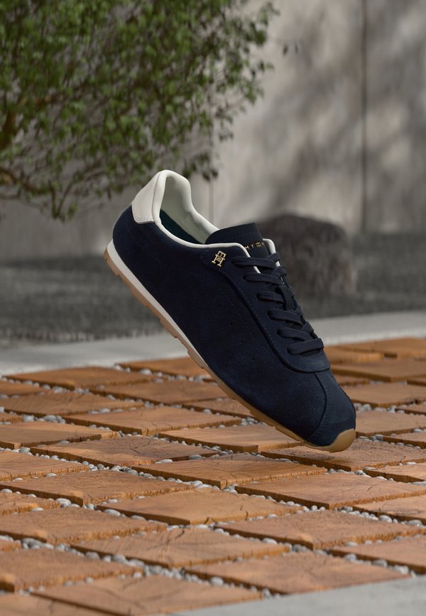 Tommy Hilfiger Trainers - space blue