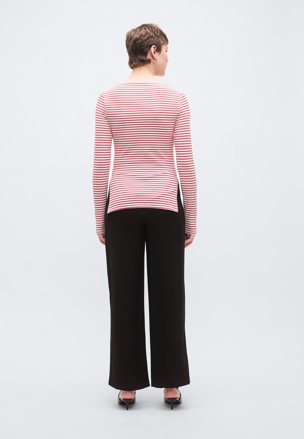 ONLY Tall ONLKISS BOATNECK