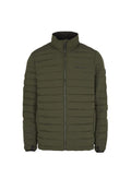 Olivegrüne Steppjacke mit hohem Kragen, Reißverschluss, zwei Seitentaschen und dezentem horizontalem Steppdetail. Markenlogo auf der Brust.