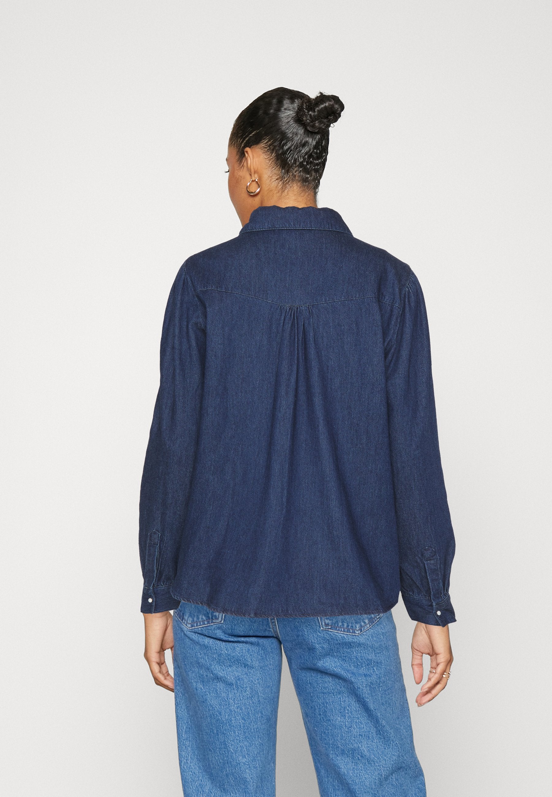 ONLY ONLLINETTE SHIRT