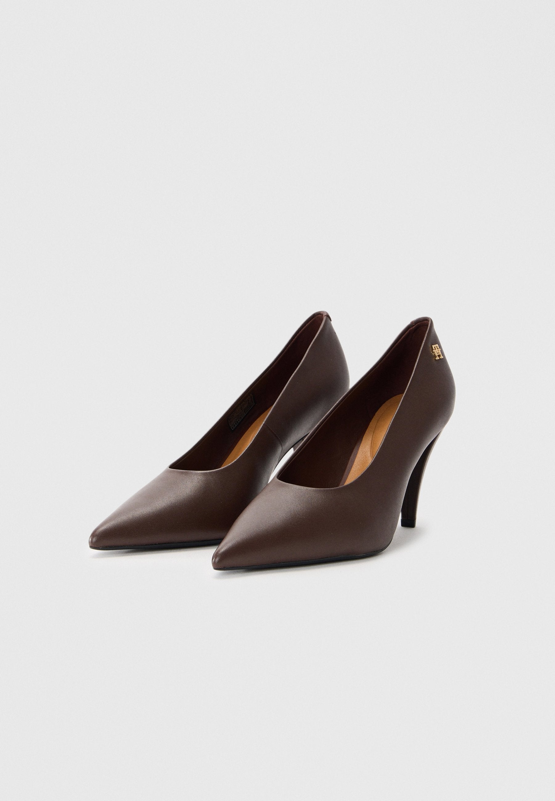 LEATHER TH MONOGRAM HIGH HEELS Media 2