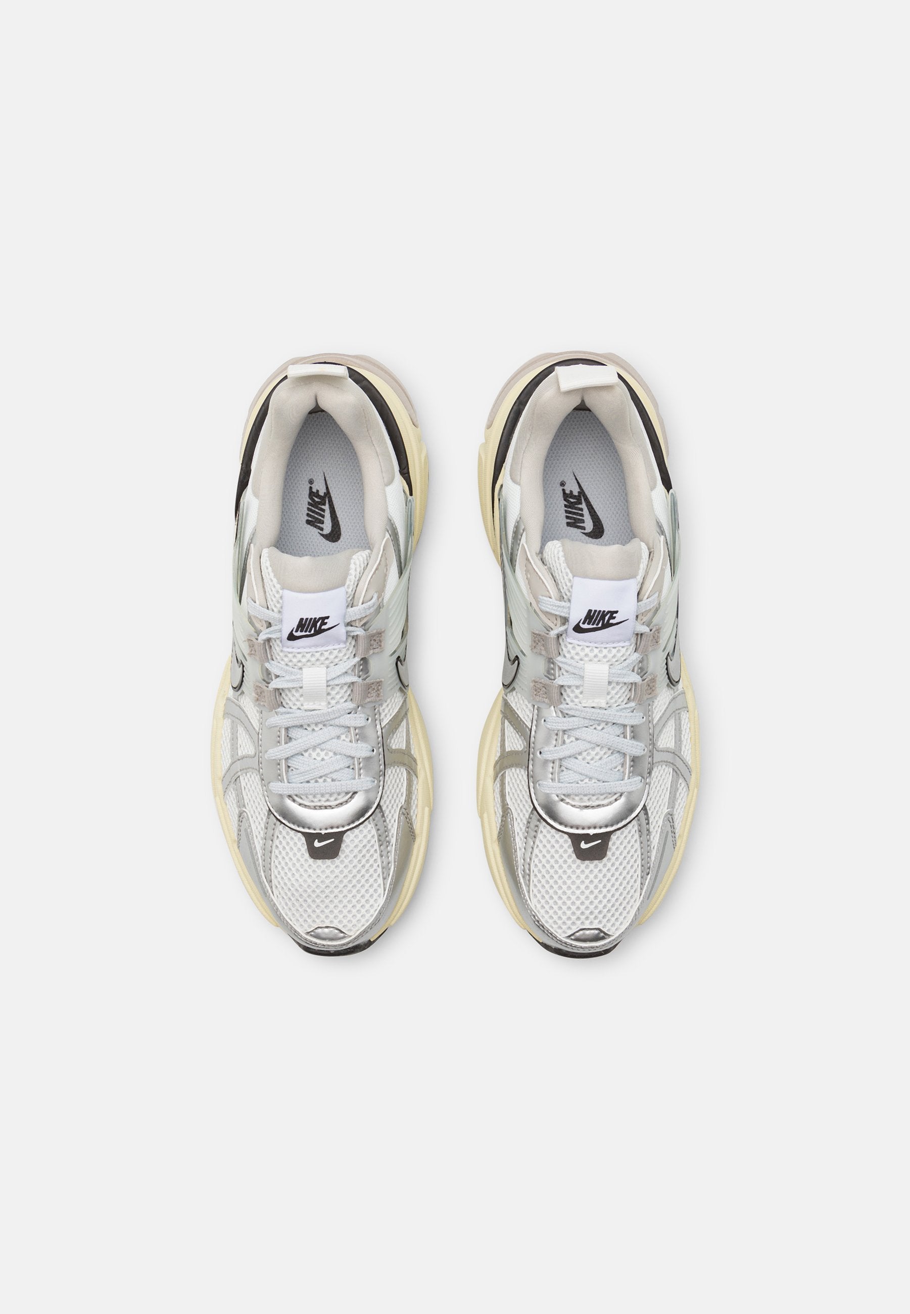 Nike Sportswear V2K RUN