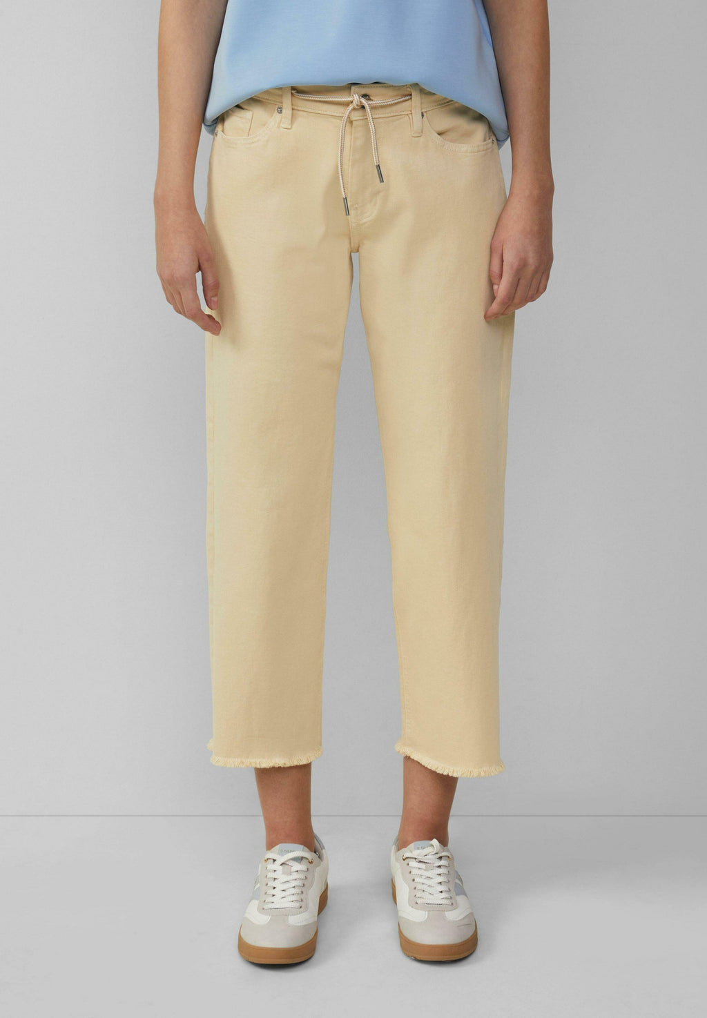 CROPPED- KAROLIN MID RISE BINDEBAND Media 3