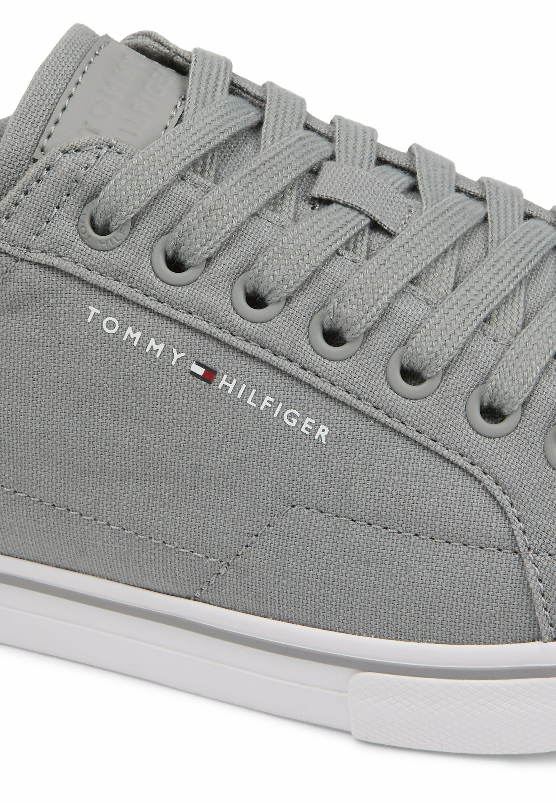 CANVAS EMBOSSED TRAINERS Media 6