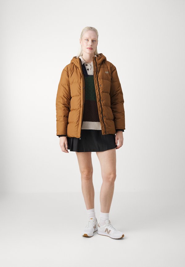 New Balance SOFT ALPINE ICON JACKET