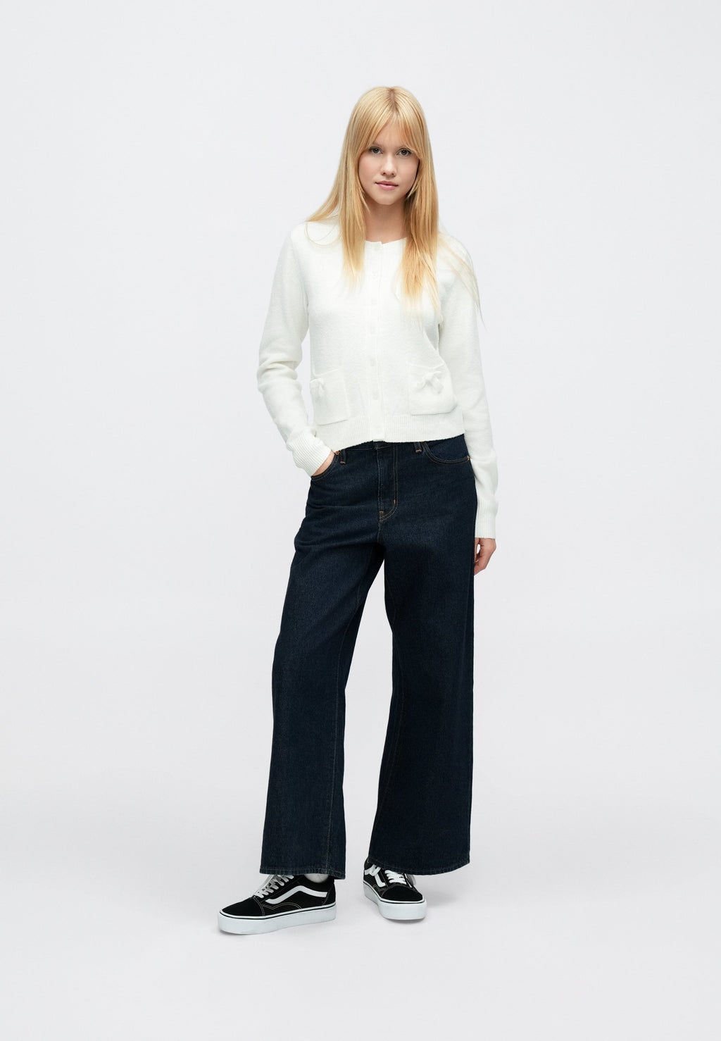 Hollister Co. WEBEX CLOUD CREW