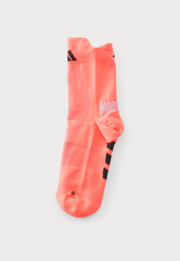 adidas Performance RUN ADIZ UNISEX - Sports socks - light red/black