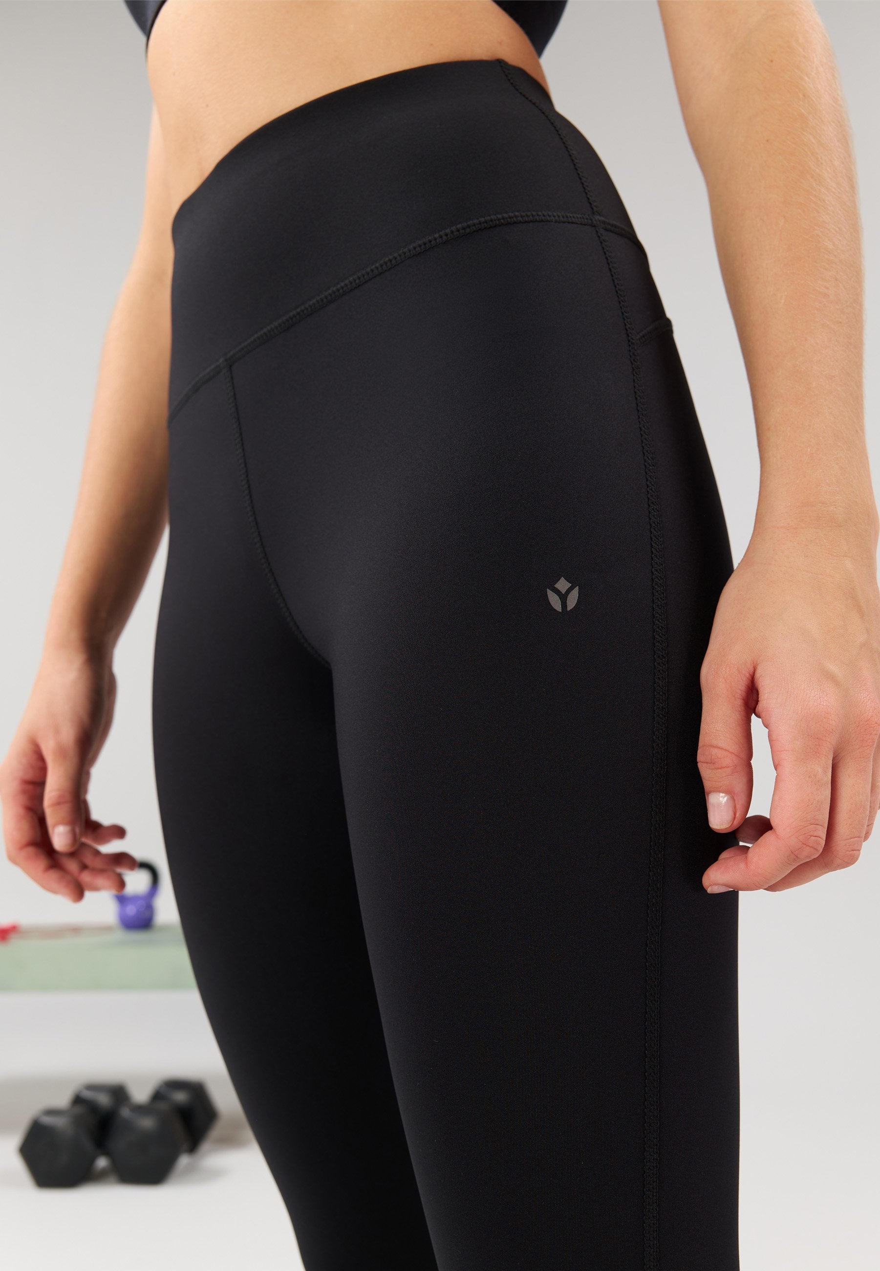 Even&Odd active ESSENTIAL 3/4 LENGTH HIGH RISE LEGGINGS