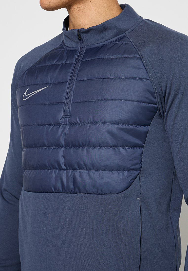 Nike Performance