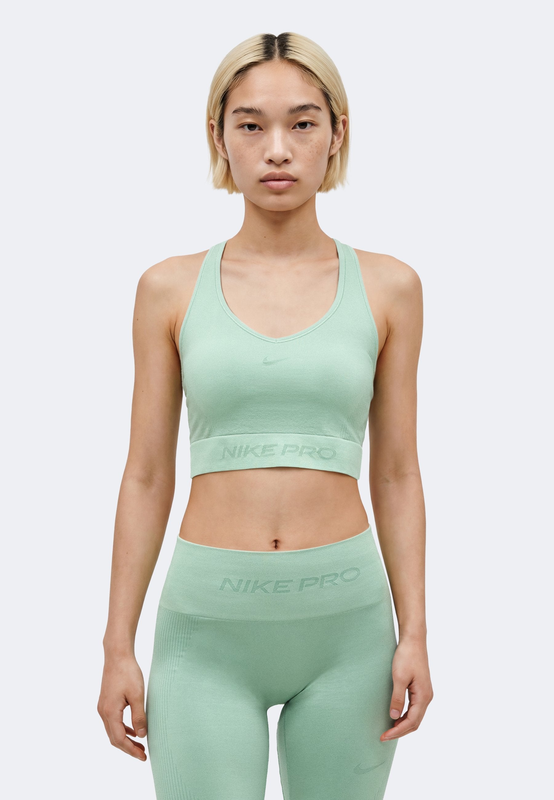 Nike Performance