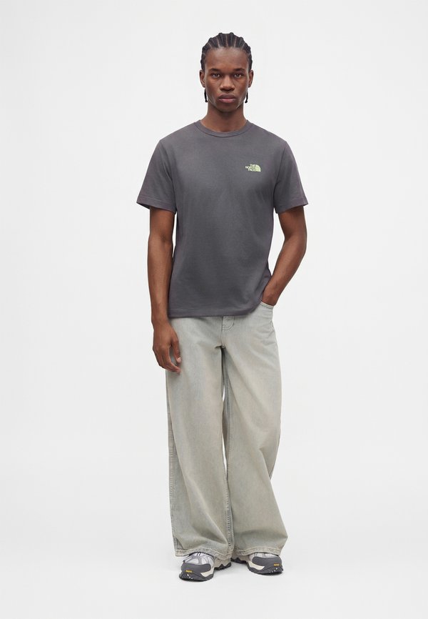 The North Face SLOPES SHORT SLEEVE TEE GRAPHIC