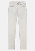 Helles blaues Denim-Jeans mit geradem Schnitt, fünf Taschen, dezentem Used-Look und Messingbeschlägen für Verschlüsse und Akzentuierungen.