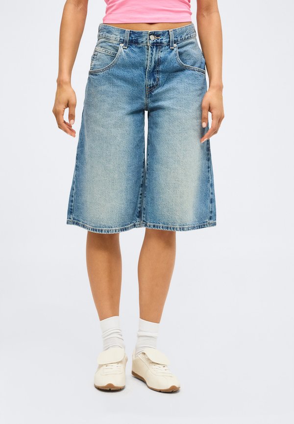 Levi's® SUPER BAGGY JORT - Denim shorts - hazy times