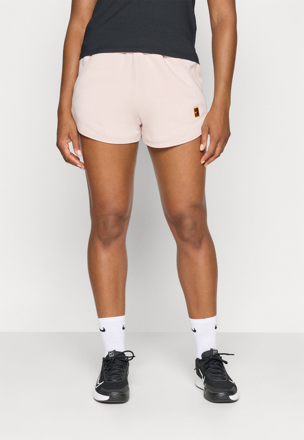 Nike Performance NIKECOURT HERITAGE SHORT