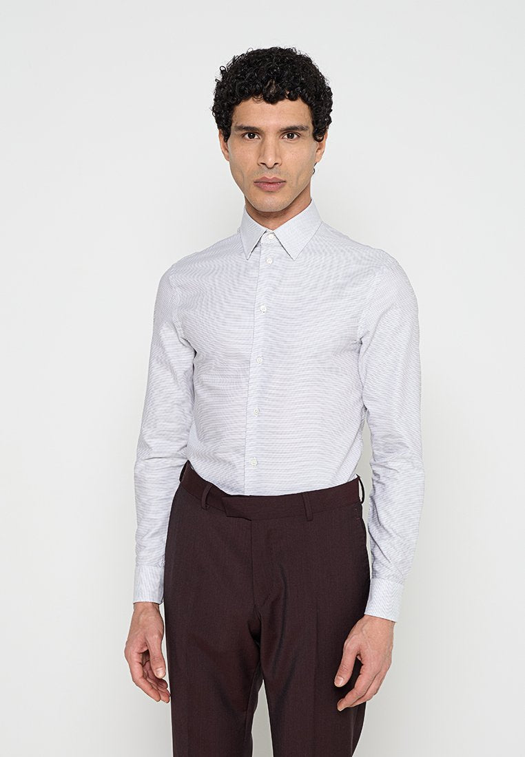 Emporio Armani REGULAR FIT