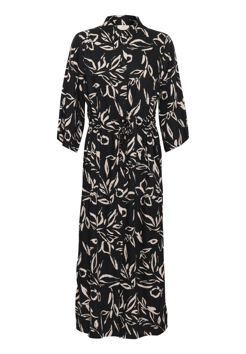 Schwarzes Kleid mit einem Blättermuster in Beige, featuring einen Knopfkragen, Dreiviertelärmel und einer taillierten Taille für eine entspannte Passform.