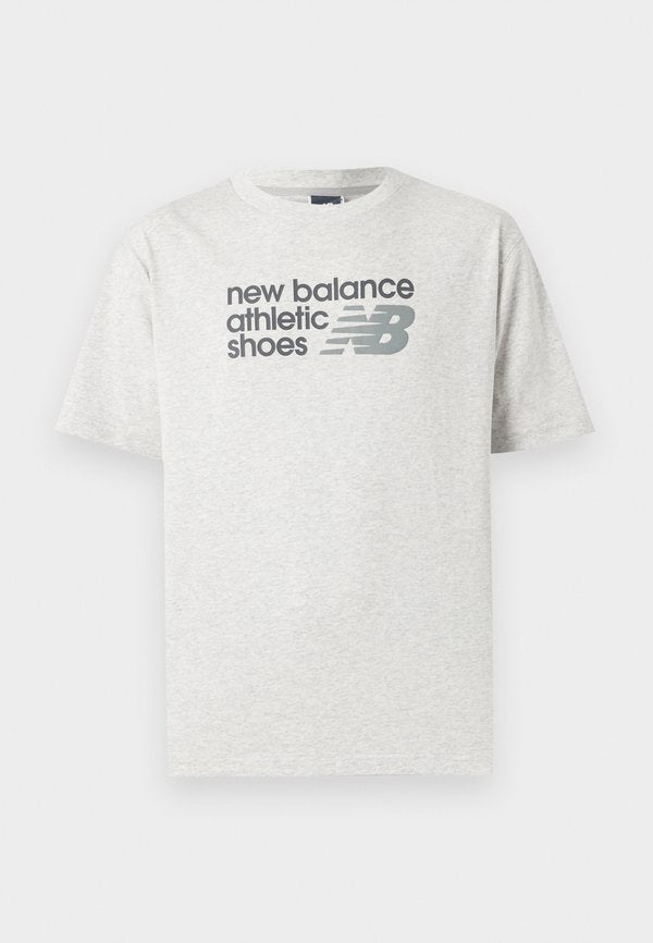 New Balance ATHLETICS PREMIUM RELAXED CHEST LOGO T-SHIRT - Print T-shirt - grey