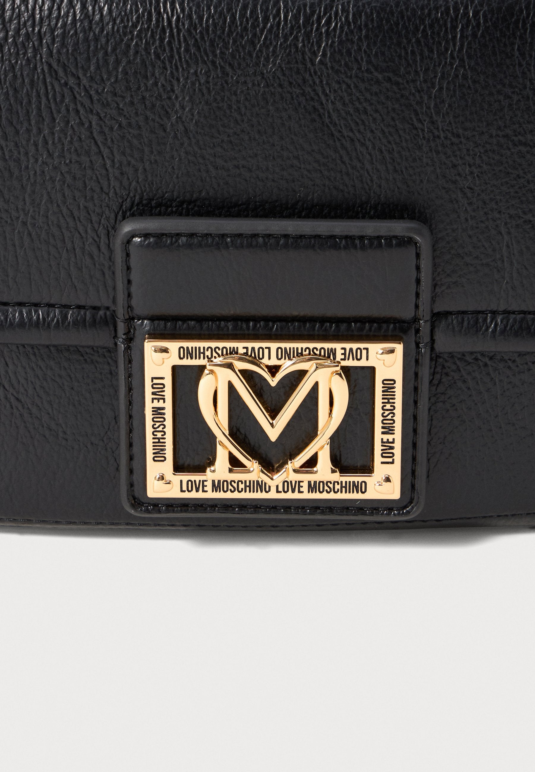 Love Moschino