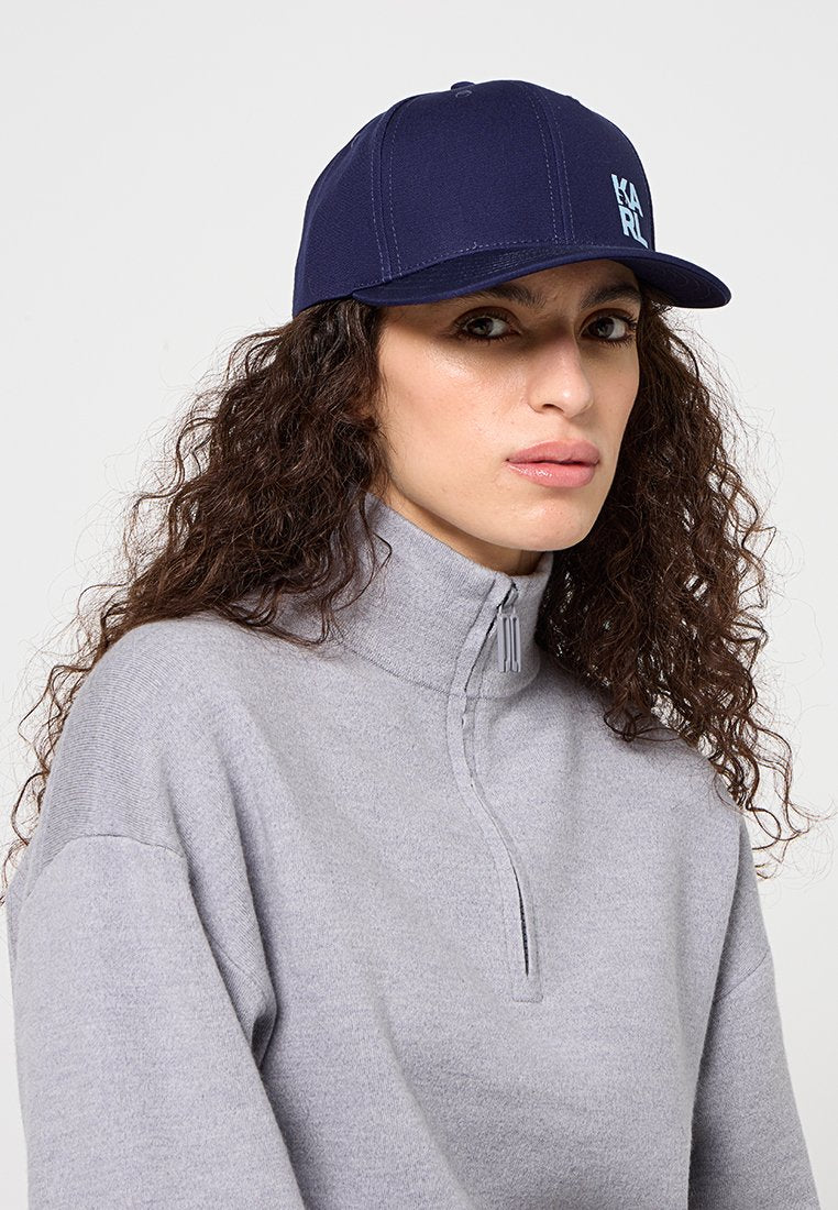 UNISEX Media 3