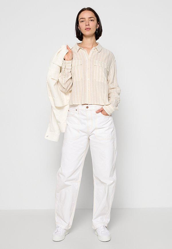 DKNY