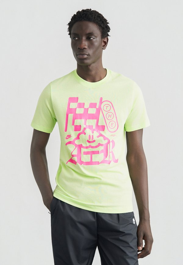 Nike Sportswear TEE CLOUD - Print T-shirt - liquid lime