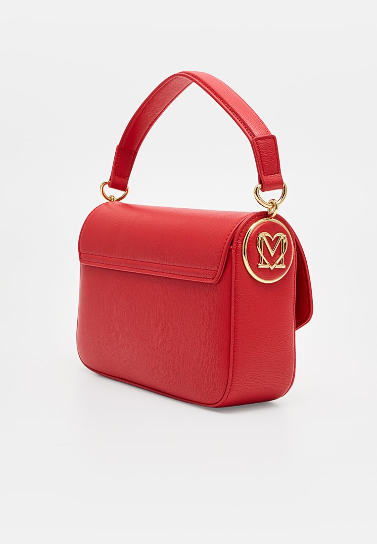 Love Moschino