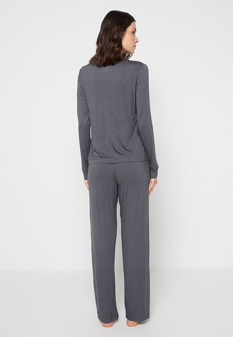 DKNY Loungewear