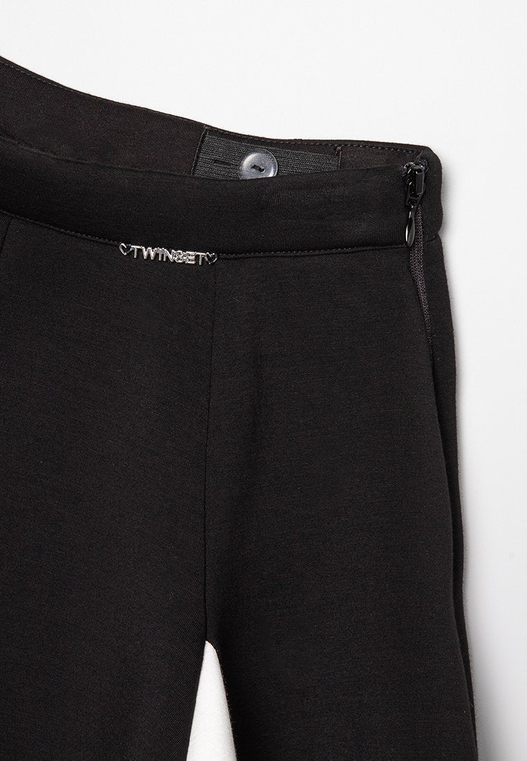 TWINSET