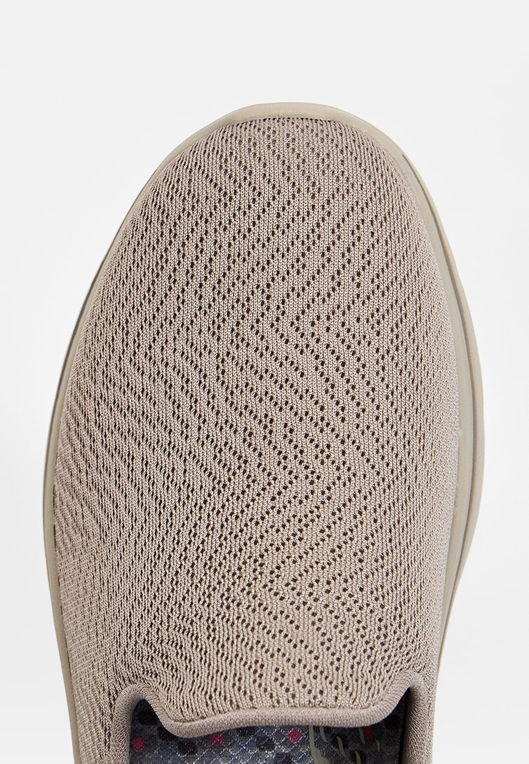 Skechers GO WALK ARCH FIT 2.0