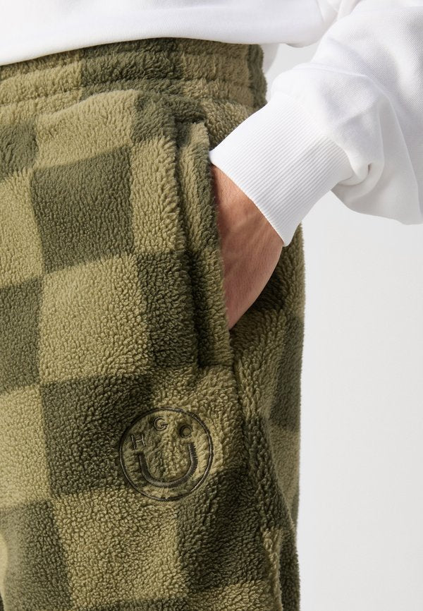 HUGO NUSTINE