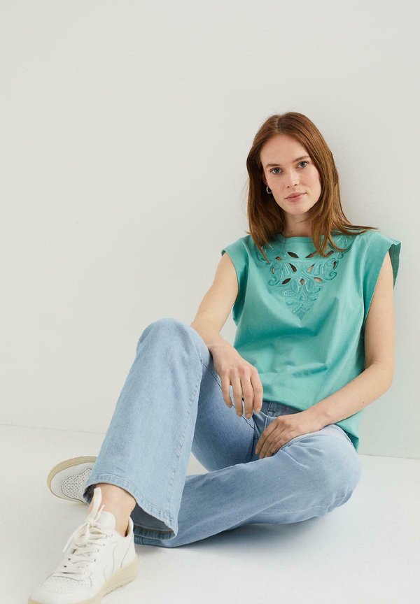 WE Fashion MET EMBROIDERY