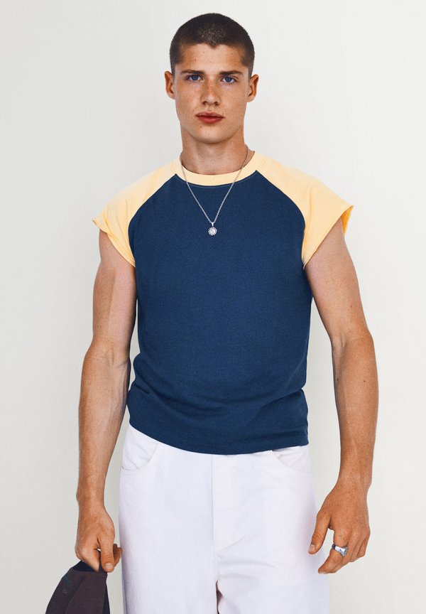 Bershka RALAN WORKER - TSHIRT - Print T-shirt - royal blue