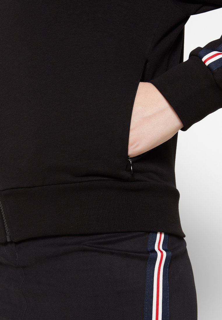 Love Moschino