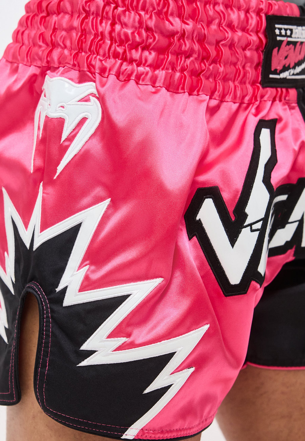 Venum INFERNO 2.0 MUAY THAI SHORTS