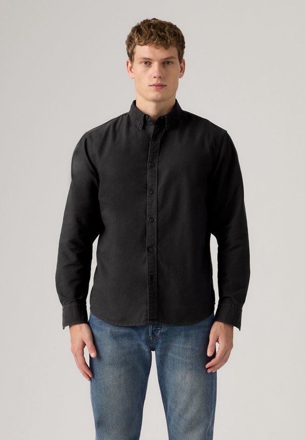 Levi's® AUTHENTIC BUTTON DOWN