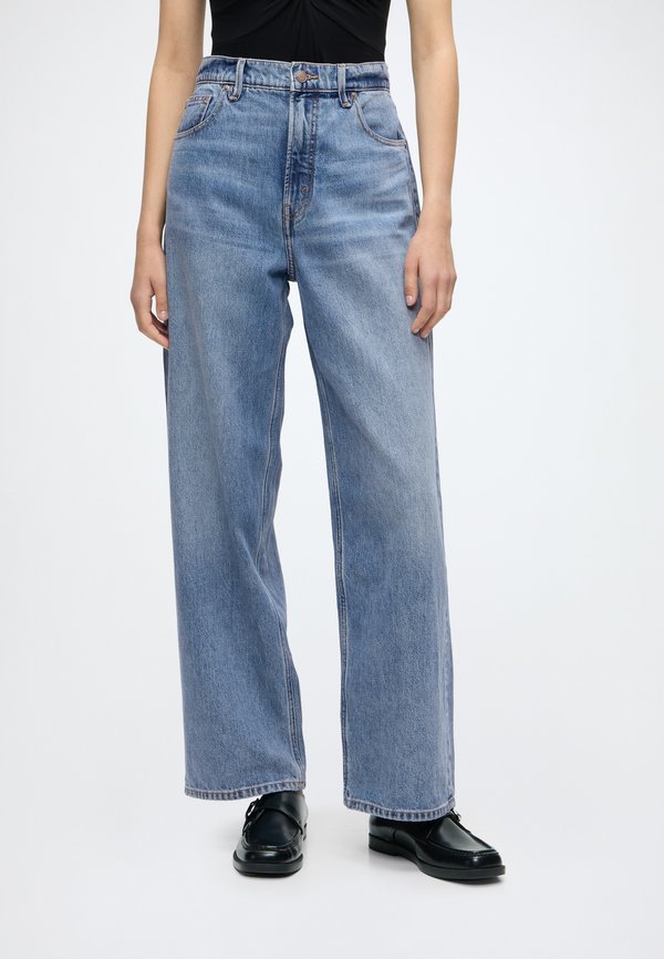 Good American STANDARD BAGGY