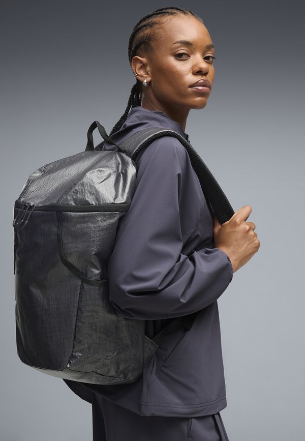 Puma PUMA 2026 20 L RUCKSACK UNISEX - Rucksack - black