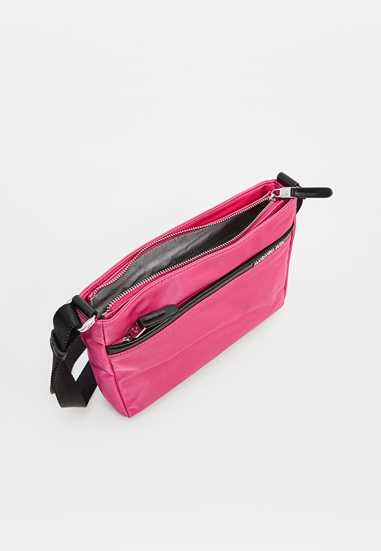 Mandarina Duck HUNTER
